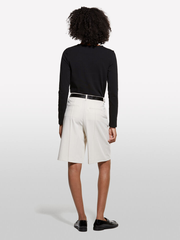 Beige relaxed fit bermudas - women's shorts - Beige | Sisley image number 2